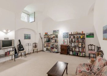 soggiorno - Independent house Luigi Iorio, Boscotrecase - photo 3