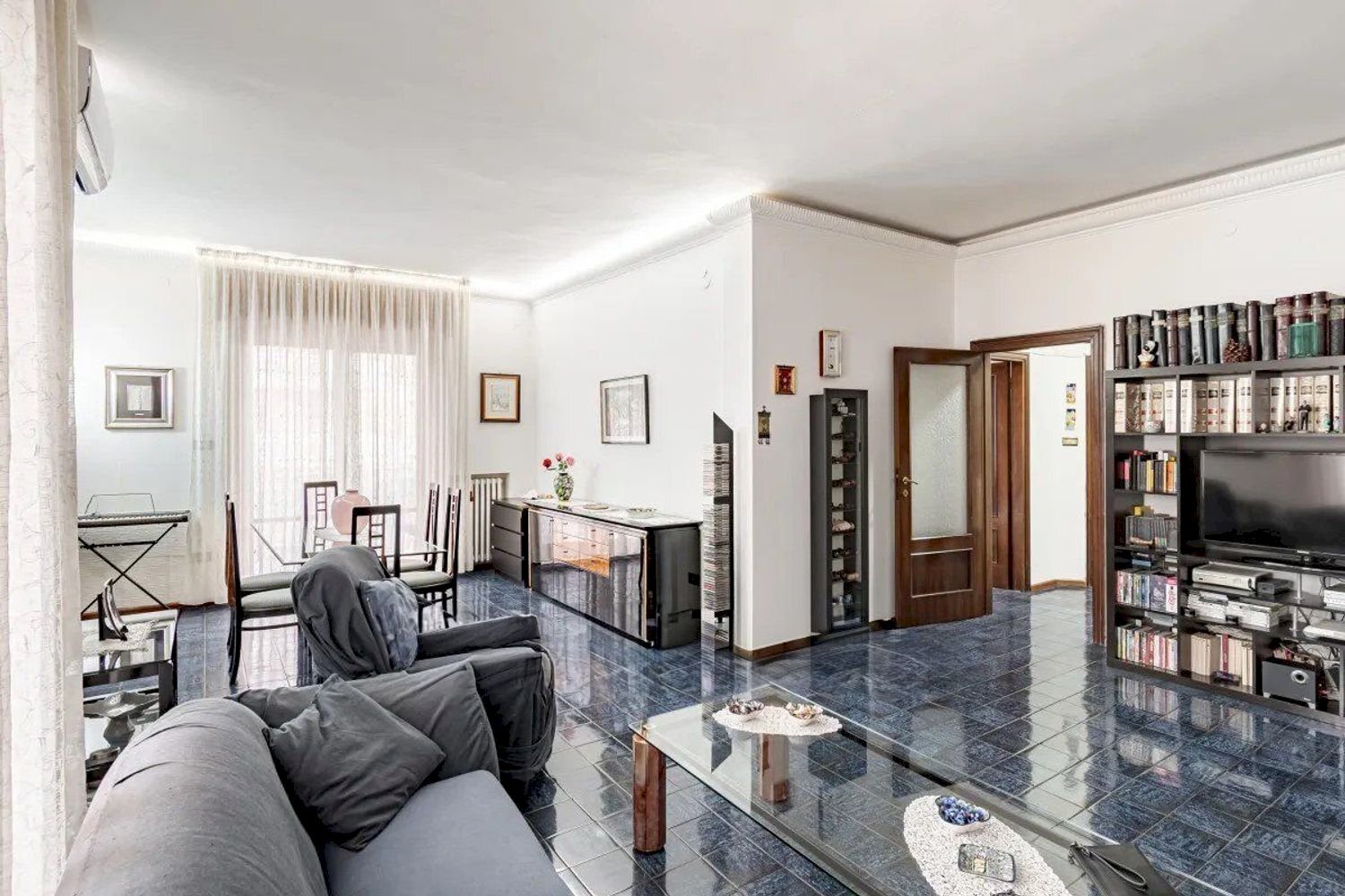 soggiorno - Four-room apartment dei Mille, Nola - photo 2