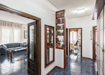 corridoio - Quadrilocale dei Mille, Nola - foto 7