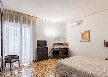 camera da letto - Quadrilocale dei Mille, Nola - foto 15