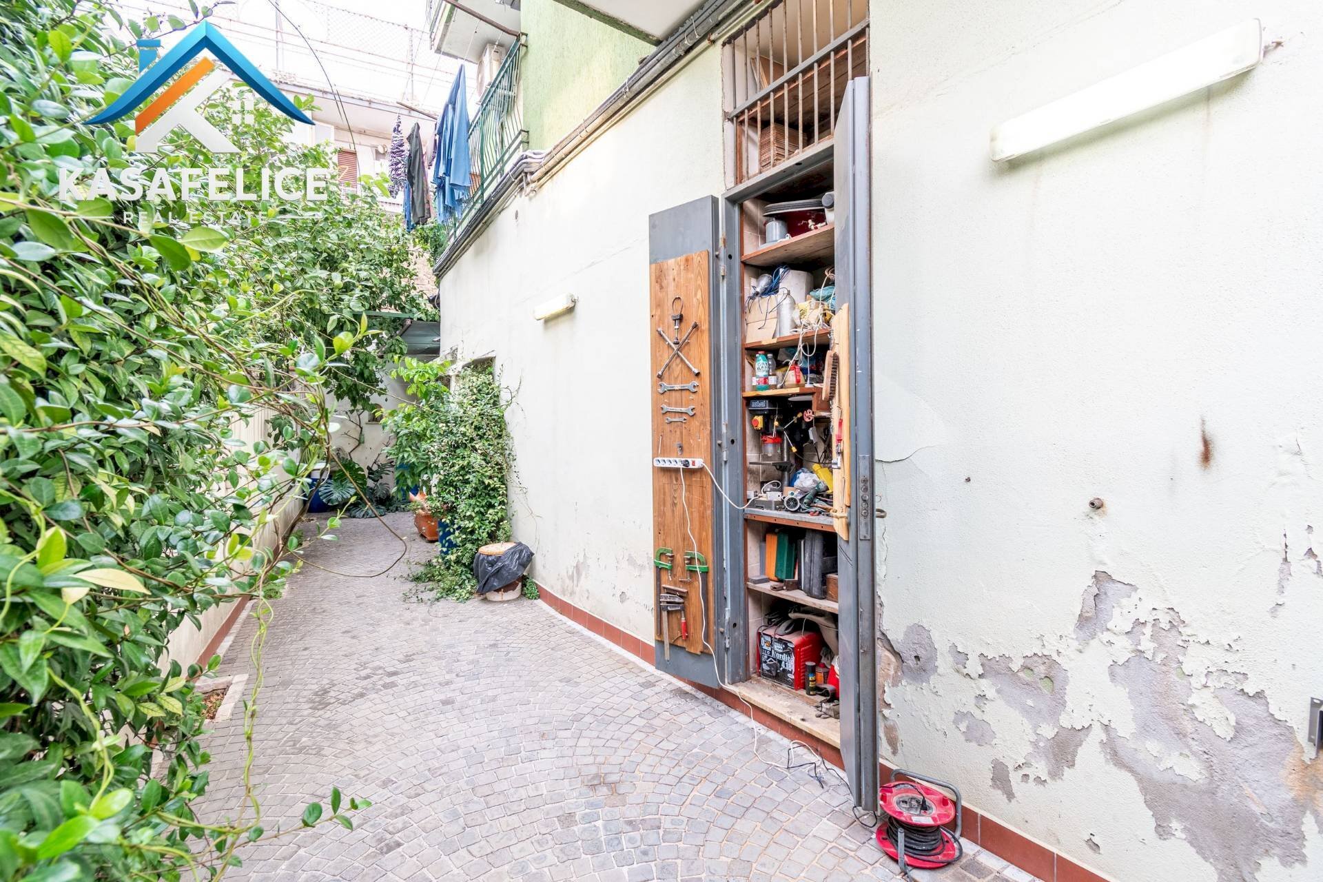 Foto 2 - Commercial Premises via Manzoni
 
97/99, San Giorgio a Cremano - photo 2