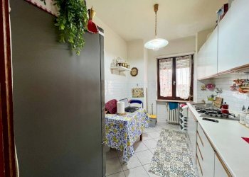 Cucina - Trilocale via Barazze, 17, Cossato - foto 7