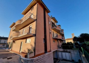 Foto 3 - Trilocale Deruta - foto 3