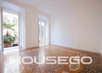 Cucina - Quadrilocale corso Solferino, 5, Genova (zona Castelletto) - foto 3