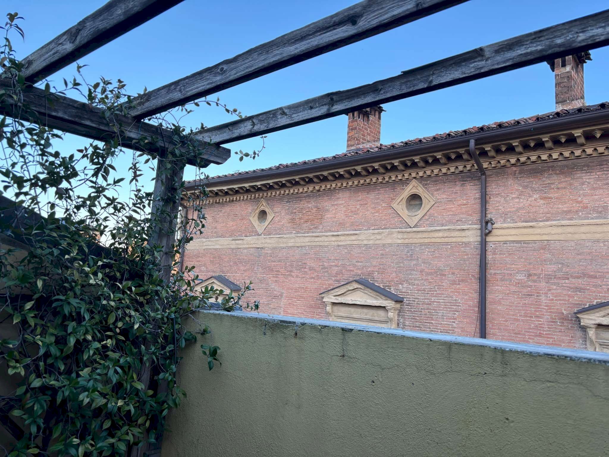 terrazza soggiorno - Quadrilocale via Goito, Bologna (zona Centro Storico) - foto 2