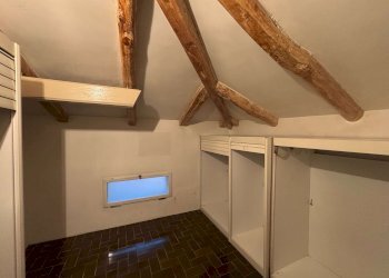 cabina armadio - Quadrilocale via Goito, Bologna (zona Centro Storico) - foto 21