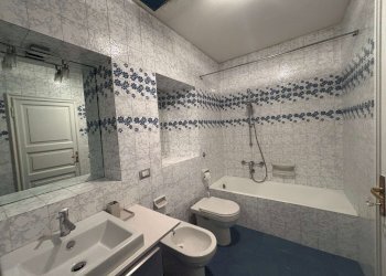 bagno 2 - Quadrilocale via Goito, Bologna (zona Centro Storico) - foto 30