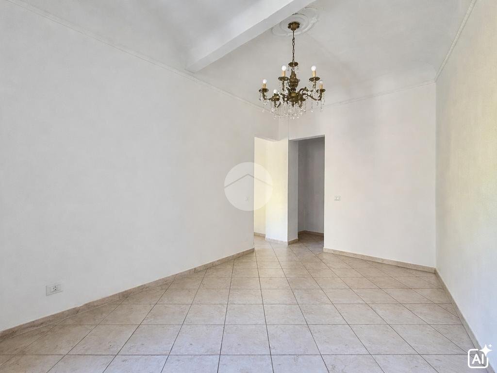 Appartamento Via Francesco Crispi, Savona (zona Lavagnola) - foto 1