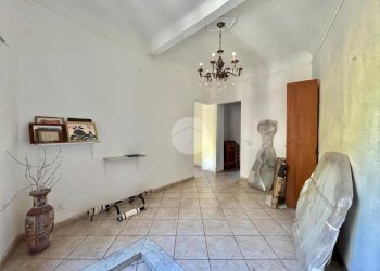 Appartamento Via Francesco Crispi, Savona (zona Lavagnola) - foto 2