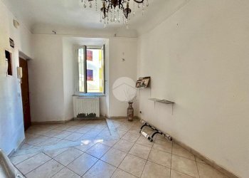 Appartamento Via Francesco Crispi, Savona (zona Lavagnola) - foto 7