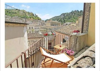 WhatsApp Image 2025-11-18 at 17.45.17 (3).jpeg - Porzione di casa Via Carlo Papa, Modica - foto 3