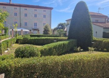 PRESTIGIOSA VILLA STORICA COLLINE DI LUCCA  (6).jp - Villa Via di Tiglio 1234, Lucca - foto 2