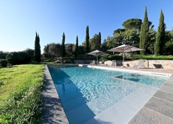 PRESTIGIOSA VILLA STORICA COLLINE DI LUCCA  (10).j - Villa Via di Tiglio 1234, Lucca - foto 4