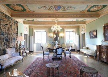 PRESTIGIOSA VILLA STORICA COLLINE DI LUCCA  (18).j - Villa Via di Tiglio 1234, Lucca - foto 12