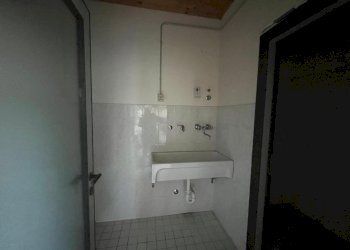 interno 4.jpg - Locale Commerciale Viale Lungo Fiume 8, Novafeltria - foto 13