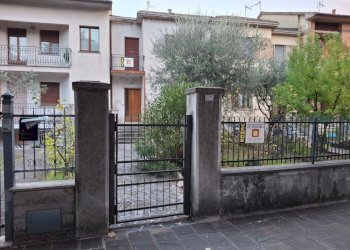 esterno 4.jpg - Villa a Schiera SP424 34, San Lorenzo in Campo - foto 1