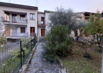 esterno 2.jpg - Villa a Schiera SP424 34, San Lorenzo in Campo - foto 4
