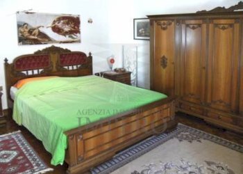 1_Camera primo piano_1 (FILEminimizer).jpg - Casa indipendente via dante 101, Ventimiglia - foto 4