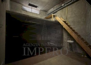 garage - Box Piazzale Sansecondo 3, Ventimiglia - photo 2