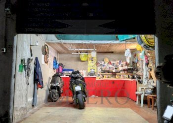 garage - Box Piazzale Sansecondo 1, Ventimiglia - photo 1