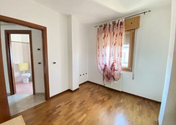 IMG_4888.jpg - Appartamento via zara, Porto Viro - foto 4