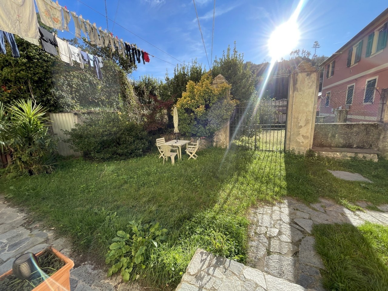 giardino condominiale vendita appartamento fontane - Quadrilocale Salita alla Chiesa di Fontanegli  21, Genova (zona Struppa) - foto 3