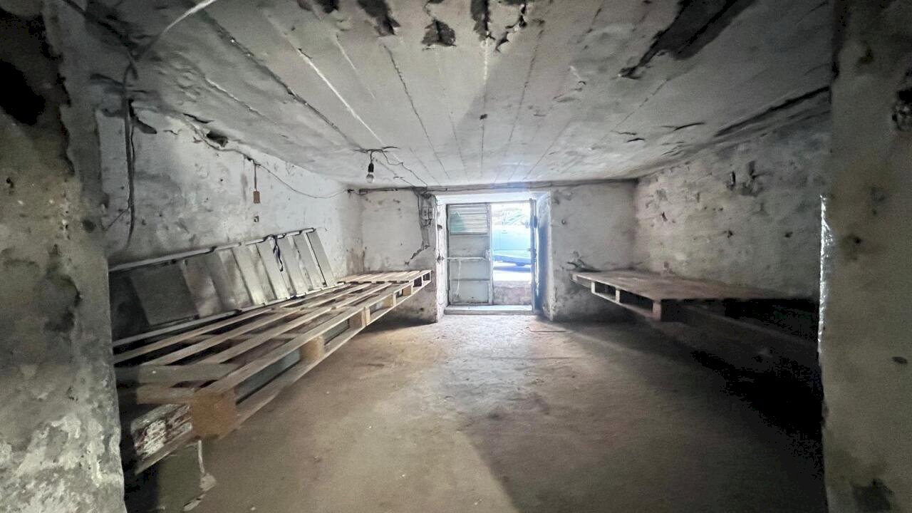 IMG-20251117-WA0002.jpg - Magazzino Via Tommaso Belloro, Savona - foto 1