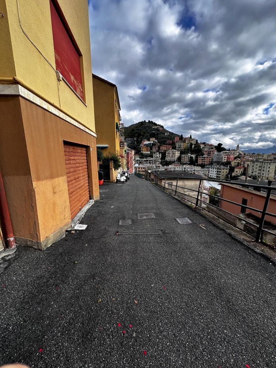 WhatsApp Image 2025-11-20 at 11.27.13 (2).jpeg - Box Via Belsito 23 R, Genova (neighborhood Nervi) - photo 3