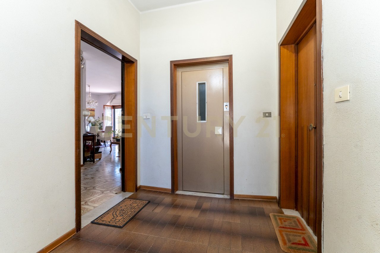 Via C.Colombo 1 (6).jpg - Four-room apartment Via Cristoforo Colombo 1, San Gregorio di Catania - photo 3