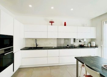 WhatsApp Image 2025-11-13 at 12.37.23 (2).jpeg - Villa a Schiera Via Michele Massari 13, Lecce - foto 18