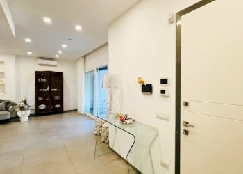 WhatsApp Image 2025-11-13 at 12.37.21 (9).jpeg - Terraced Villa Via Michele Massari 13, Lecce - photo 10