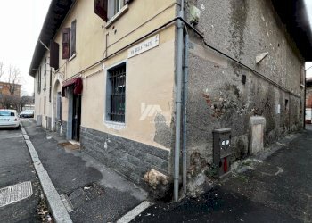 IMG-20250121-WA0005_risultato.jpg - Villa via dalla piazza 3, Brescia - foto 2