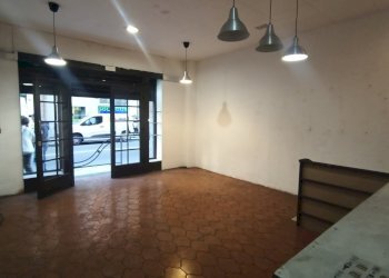 IMG20251105161621.jpg - Locale Commerciale Via Alessandro Volta, Sanremo - foto 5