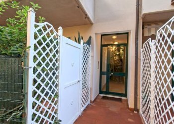 WhatsApp Image 2025-11-20 at 09.58.24 (1).jpeg - Appartamento Massa - foto 5