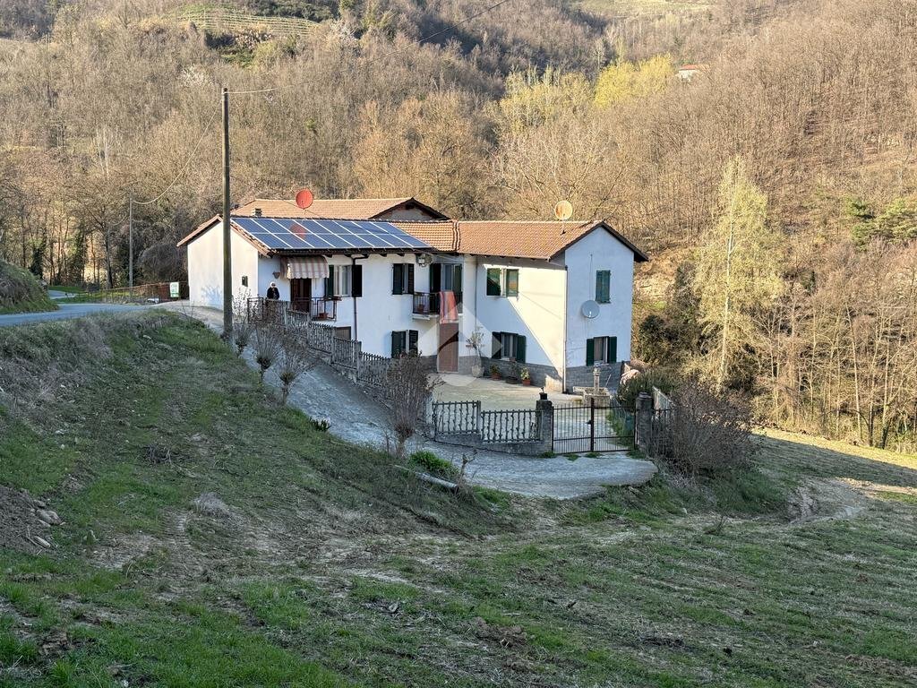 Independent house Regione Creviolo, Loazzolo - photo 1