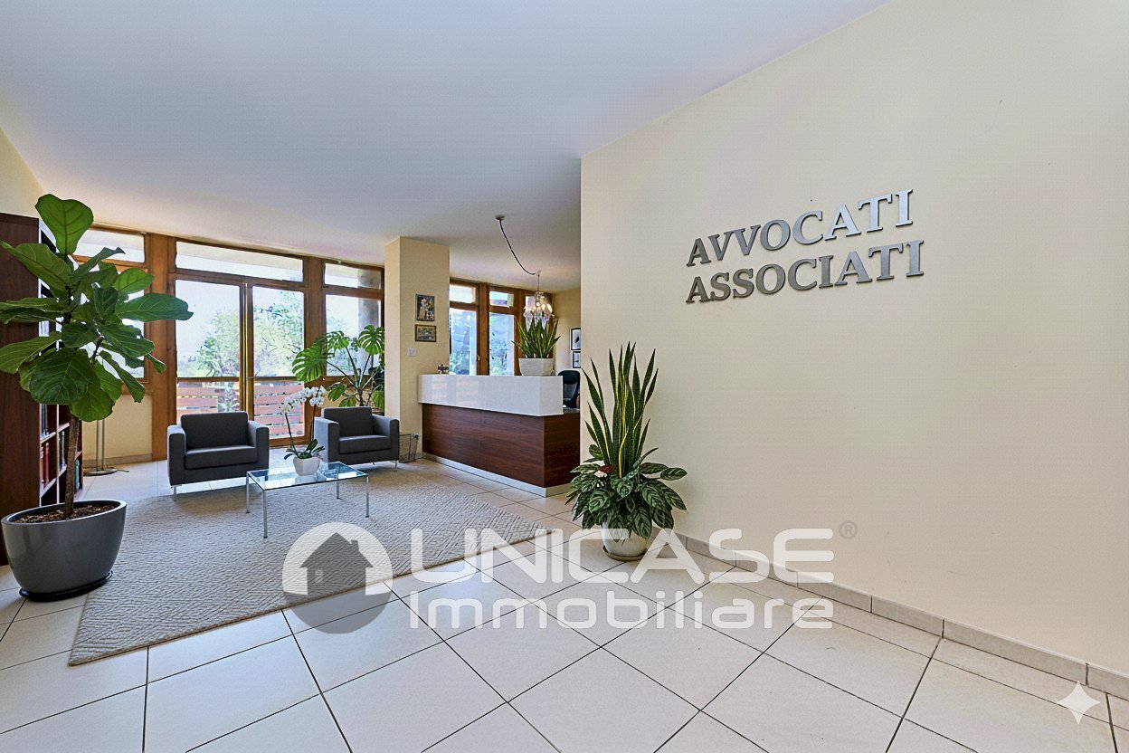 Altro corso Jacopo Lombardini, 1, Torre Pellice - foto 1