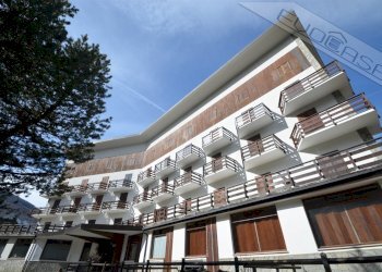 Three-room apartment Via Cavalieri di Vittorio Veneto 8, Pragelato - photo 1