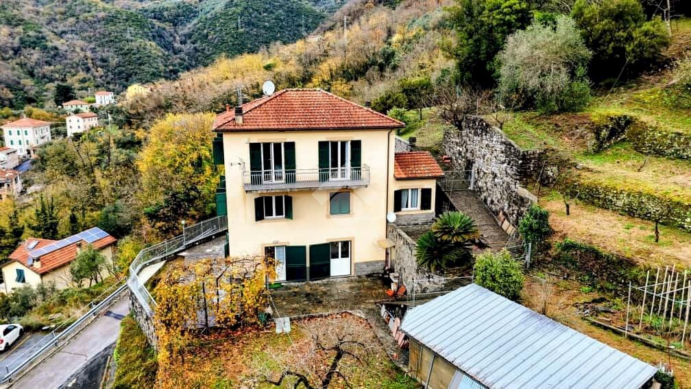 Villa Località Case di Sopra, Carasco - foto 1