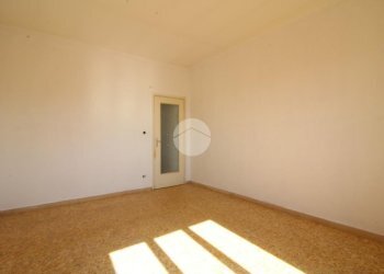 Three-room apartment Via IV Novembre, Brandizzo - photo 8