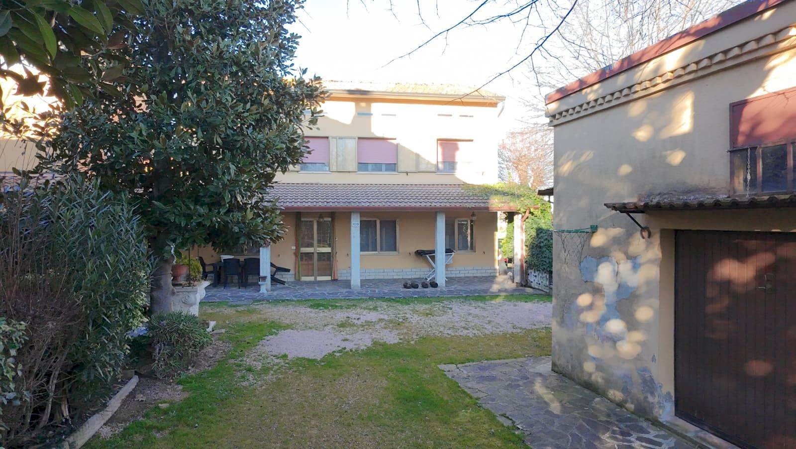 Casa semi indipendente Medolla - foto 1