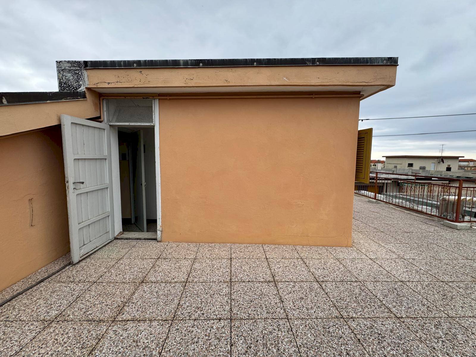 Apartment Spotorno - photo 2