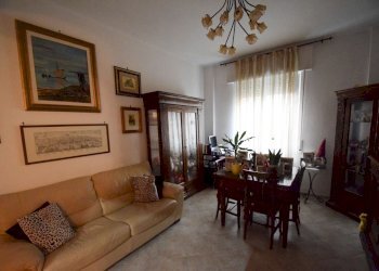 Quadrilocale Via San Romolo, Genova (zona Palmaro) - foto 2