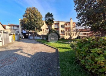 Quadrilocale Piazza Don Luigi Vesco, Strambino - foto 1