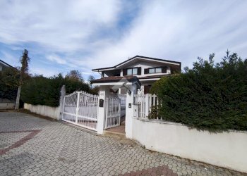 Villa Via Chiattera, Avigliana - foto 1