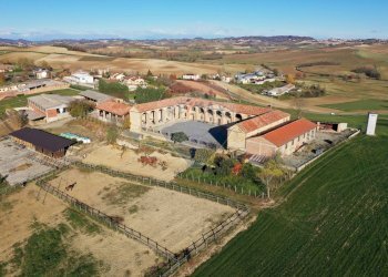 Casale strada provinciale 
 Montemagno, AT, Montemagno - foto 9