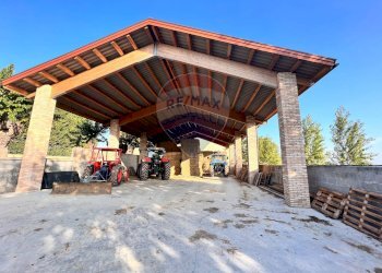 Casale strada provinciale 
 Montemagno, AT, Montemagno - foto 13