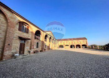 Casale strada provinciale 
 Montemagno, AT, Montemagno - foto 24