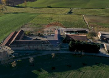 Casale strada provinciale 
 Montemagno, AT, Montemagno - foto 49