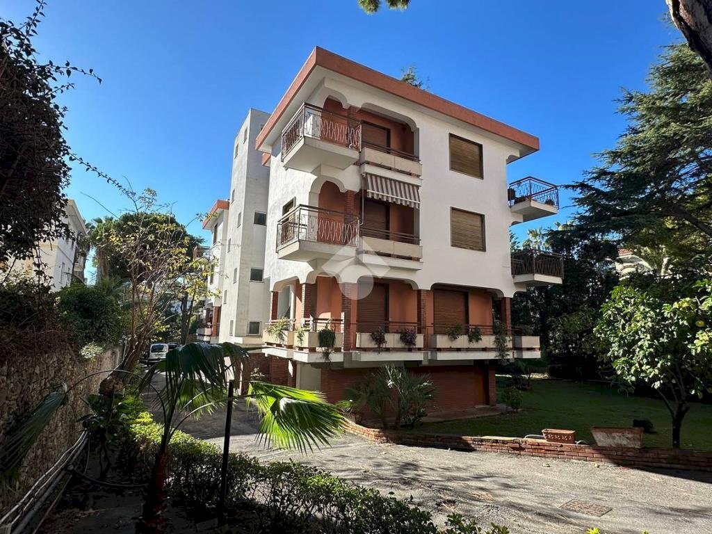 Two-room apartment Via Romana, Bordighera - photo 2