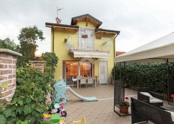 Casa indipendente Via Martiri della Libertà, Mathi - foto 2